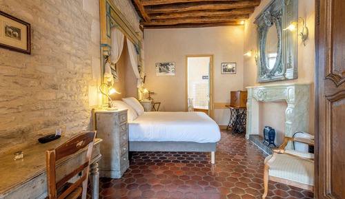 Le Maquignon Room