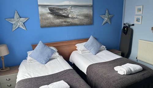 Deluxe Twin Room