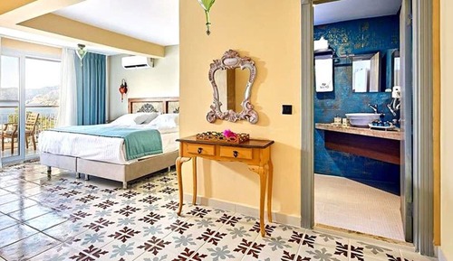 Deluxe Double Room, 1 Queen Bed, Sea View