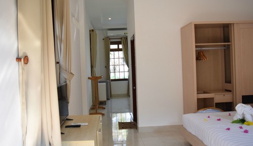 Standard Family Room, Garden View