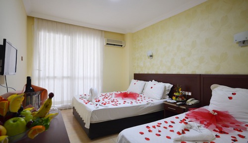 Triple Room