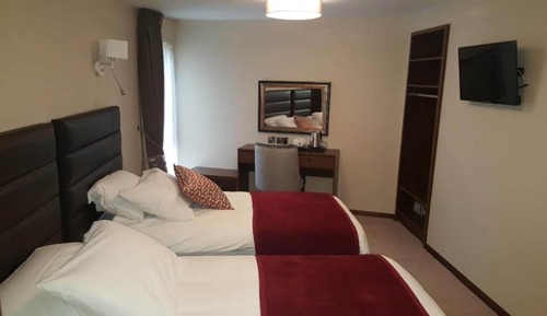 Deluxe Twin Room