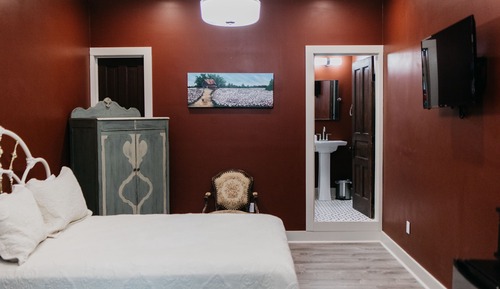 Magnolia Room
