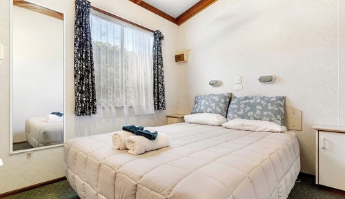 2 Bedroom Motel (Sleeps 6) 