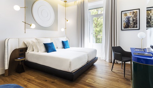 Premium Room