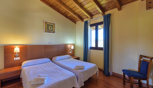Family Room (4 adults)