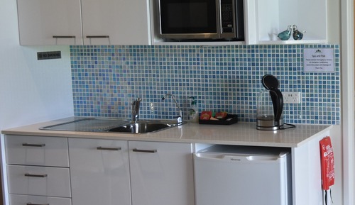 Deluxe Room, 1 King Bed, Non Smoking, Jetted Tub