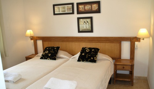 Apartment, 2 Bedrooms, Pool View, Ground Floor (Margarita 19)