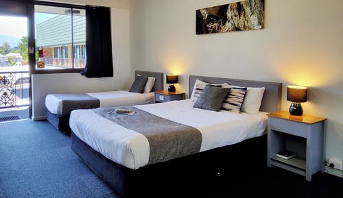 2 Bedroom Apartment (Non Pet)
