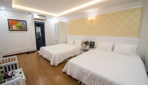 Deluxe Family Room, Balcony