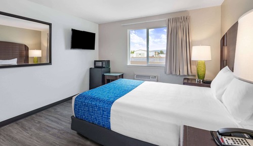 Room, 1 Queen Bed, Accessible, Non Smoking (Mobility)