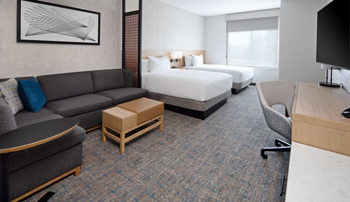 Room (2 Queen Beds & 1 Sofa Bed, High Floor)