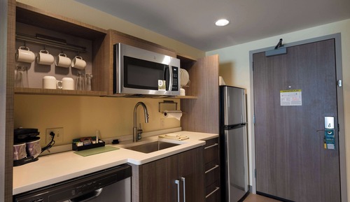 Studio, 2 Queen Beds, Accessible (Hearing)