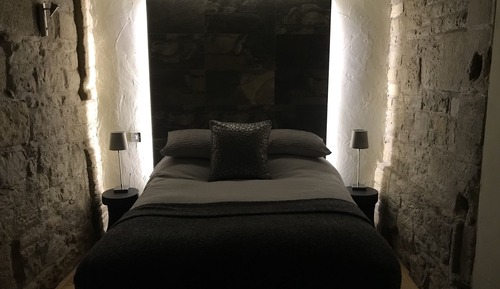 Deluxe Double Room with Shower