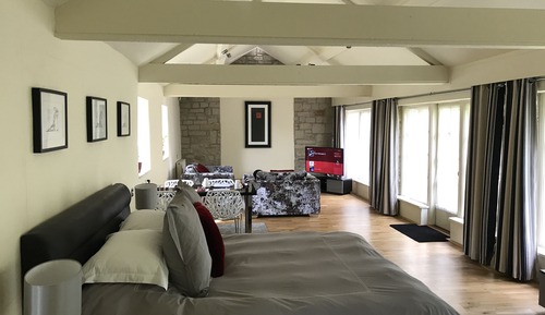 Deluxe Queen Room