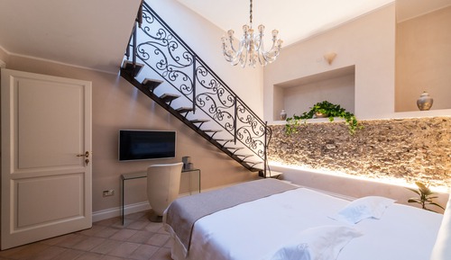 Exclusive Suite