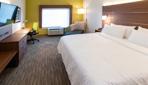Standard Room, 1 King Bed