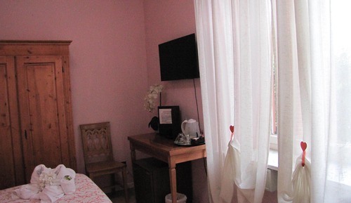 Economy Double or Twin Room