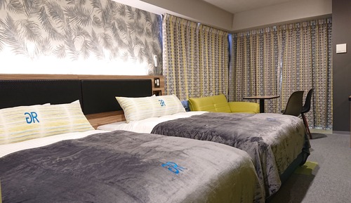 Twin Room, 2 Semi-Double Beds, Non Smoking (B)