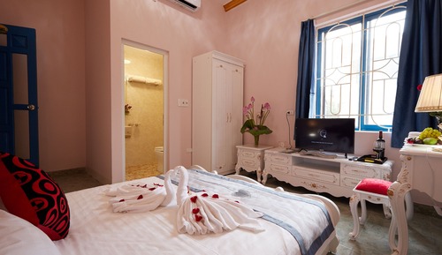 Deluxe Double Room, City View