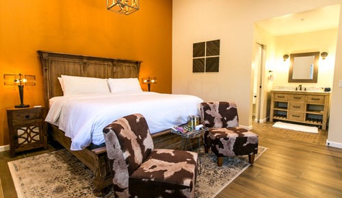 Amber Suite