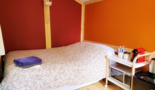 Signature Cabin, 1 Queen Bed, Courtyard View