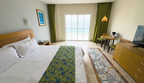 Superior Room, 1 King Bed, Ocean View