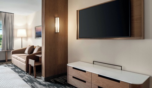 Suite, 1 King Bed with Sofa bed (Hearing Accessible)