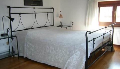Family Room, Multiple Beds, Shared Bathroom