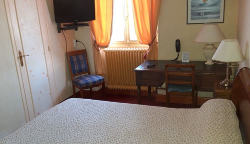 Double Room (N°3)
