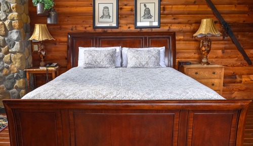 Standard Single Room, 1 King Bed, Non Smoking, Fireplace