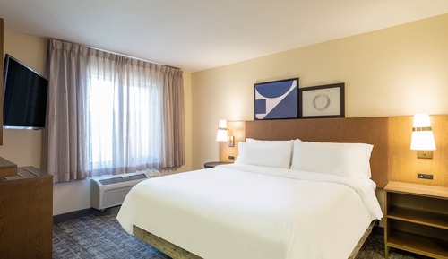 Suite, 2 Bedrooms, Kitchen