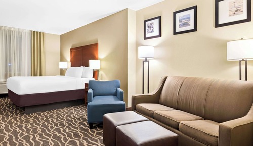 King Accessible Suite