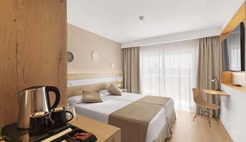 Double Room, Balcony
