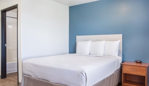 Suite, 1 Queen Bed, Non Smoking