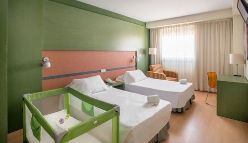 Single Room, 2 Twin Beds