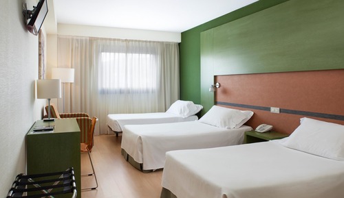 Triple Room