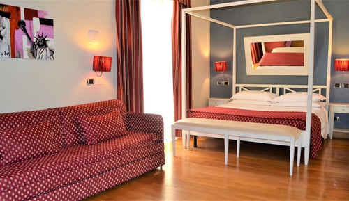 Comfort Triple Room