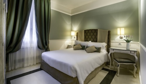 Classic Double Room