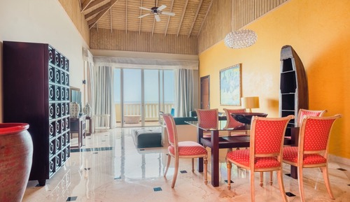 Suite, Oceanfront (Penthouse, Butler Service)