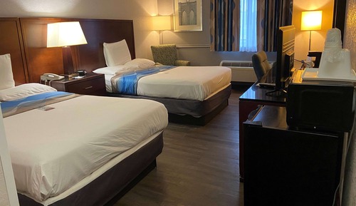 Room, 2 Double Beds, Accessible, Non Smoking (Bathtub)