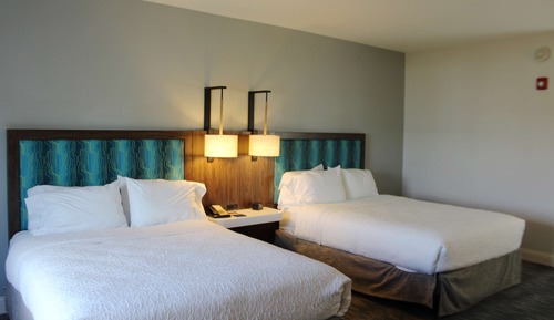 Premium Room, 2 Queen Beds, Non Smoking (Drinks & Snacks)