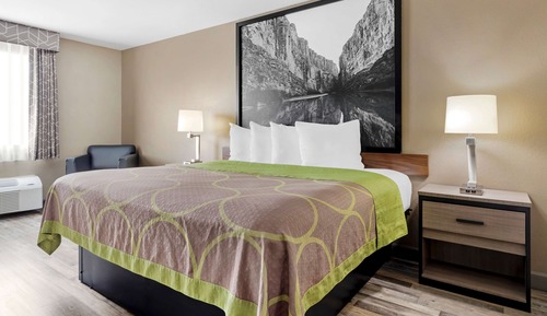 Standard Room, 1 King Bed