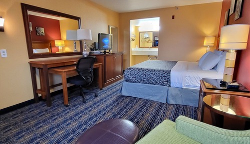 Deluxe Room, 1 King Bed with Sofa bed, Non Smoking