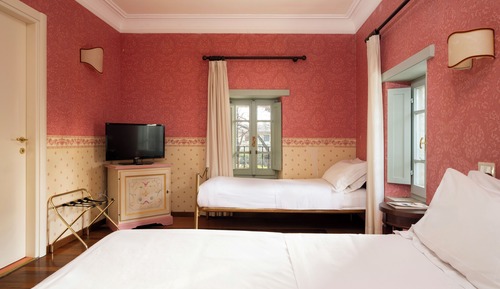 Family Quadruple Room, Multiple Beds