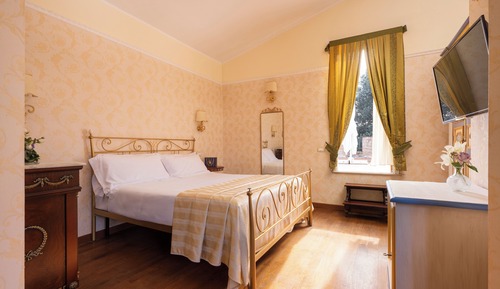 Suite, Terrace