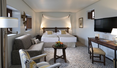 Superior Twin Room