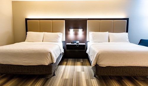 Standard Room, 2 Queen Beds, Accessible (Communications, Roll-In Shower)