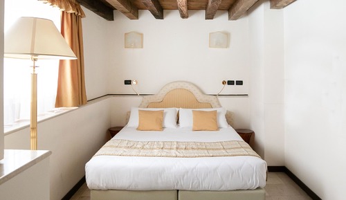 Superior Double or Twin Room, Ground Floor