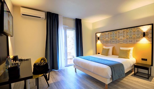 Superior Room, 1 Queen Bed, Non Smoking, Balcony